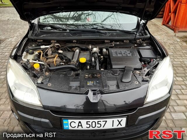 Черный Рено Меган, объемом двигателя 1.5 л и пробегом 225 тыс. км за 7000 $, фото 1 на Automoto.ua