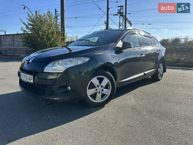 Чорний Рено Меган, об'ємом двигуна 1.46 л та пробігом 243 тис. км за 7600 $, фото 1 на Automoto.ua