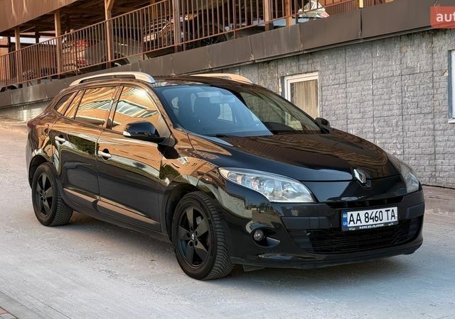 Черный Рено Меган, объемом двигателя 1.5 л и пробегом 244 тыс. км за 6550 $, фото 1 на Automoto.ua