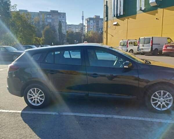 Черный Рено Меган, объемом двигателя 1.6 л и пробегом 178 тыс. км за 6000 $, фото 1 на Automoto.ua