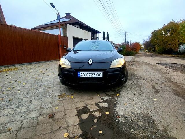 Черный Рено Меган, объемом двигателя 1.5 л и пробегом 280 тыс. км за 6600 $, фото 1 на Automoto.ua