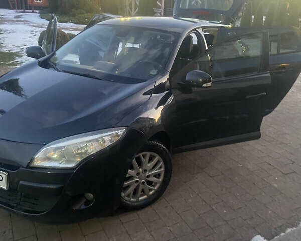 Черный Рено Меган, объемом двигателя 1.5 л и пробегом 270 тыс. км за 5500 $, фото 1 на Automoto.ua