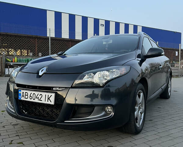 Черный Рено Меган, объемом двигателя 1.46 л и пробегом 215 тыс. км за 7200 $, фото 1 на Automoto.ua
