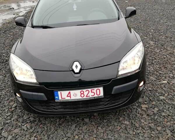 Чорний Рено Меган, об'ємом двигуна 1.5 л та пробігом 238 тис. км за 7000 $, фото 1 на Automoto.ua
