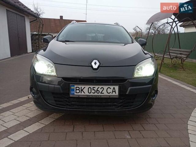 Черный Рено Меган, объемом двигателя 1.46 л и пробегом 230 тыс. км за 6600 $, фото 1 на Automoto.ua