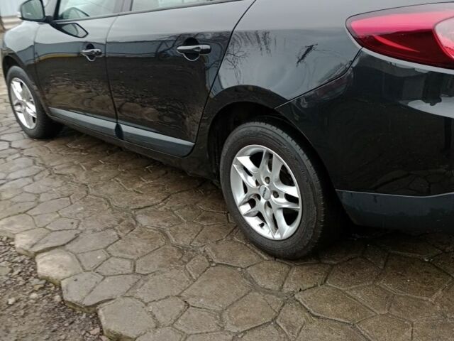 Чорний Рено Меган, об'ємом двигуна 1.6 л та пробігом 187 тис. км за 7700 $, фото 1 на Automoto.ua