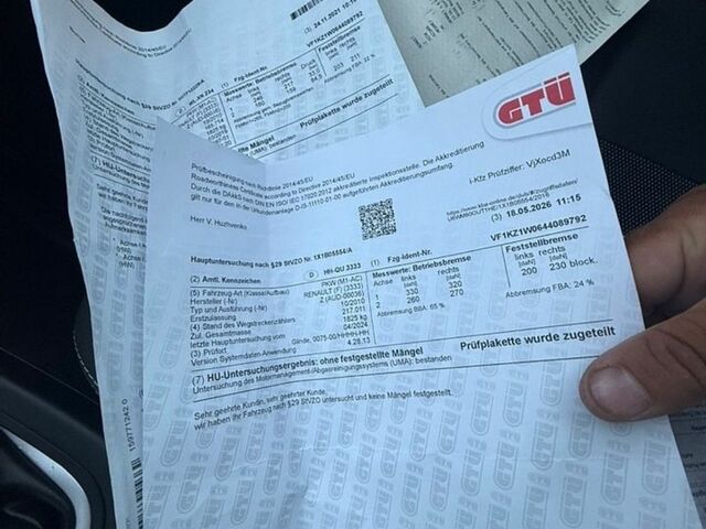 Чорний Рено Меган, об'ємом двигуна 1.46 л та пробігом 217 тис. км за 6900 $, фото 1 на Automoto.ua