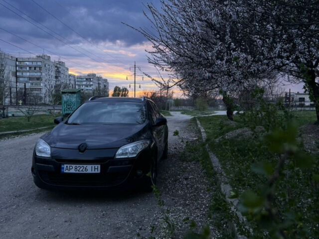Чорний Рено Меган, об'ємом двигуна 1.5 л та пробігом 260 тис. км за 8450 $, фото 1 на Automoto.ua