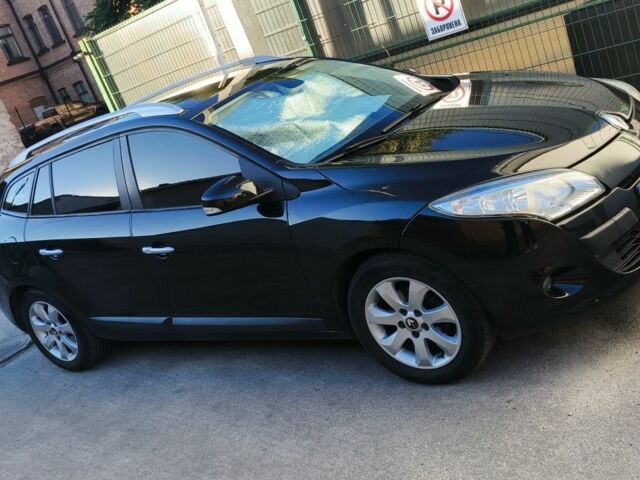 Черный Рено Меган, объемом двигателя 0 л и пробегом 280 тыс. км за 7300 $, фото 1 на Automoto.ua