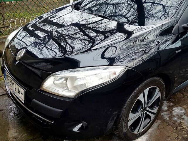 Черный Рено Меган, объемом двигателя 1.5 л и пробегом 236 тыс. км за 6600 $, фото 1 на Automoto.ua