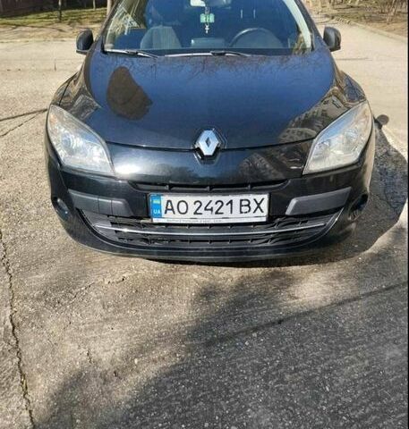 Чорний Рено Меган, об'ємом двигуна 1.46 л та пробігом 140 тис. км за 9000 $, фото 1 на Automoto.ua