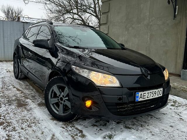 Чорний Рено Меган, об'ємом двигуна 1.5 л та пробігом 34000 тис. км за 7950 $, фото 1 на Automoto.ua