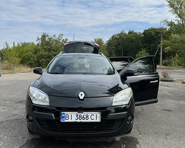 Чорний Рено Меган, об'ємом двигуна 1.5 л та пробігом 190 тис. км за 8300 $, фото 1 на Automoto.ua