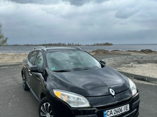 Чорний Рено Меган, об'ємом двигуна 1.46 л та пробігом 290 тис. км за 6900 $, фото 1 на Automoto.ua