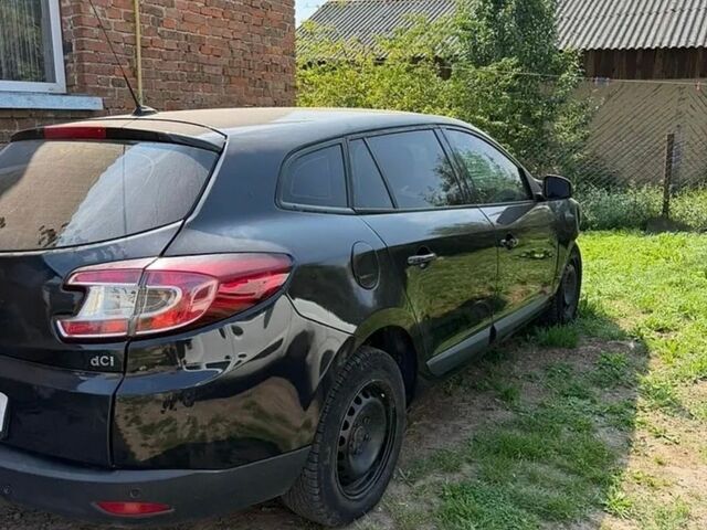 Черный Рено Меган, объемом двигателя 1.46 л и пробегом 304 тыс. км за 2000 $, фото 1 на Automoto.ua