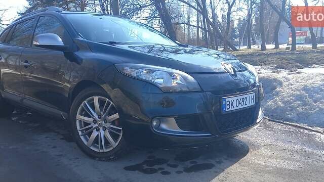 Чорний Рено Меган, об'ємом двигуна 1.46 л та пробігом 210 тис. км за 7500 $, фото 1 на Automoto.ua