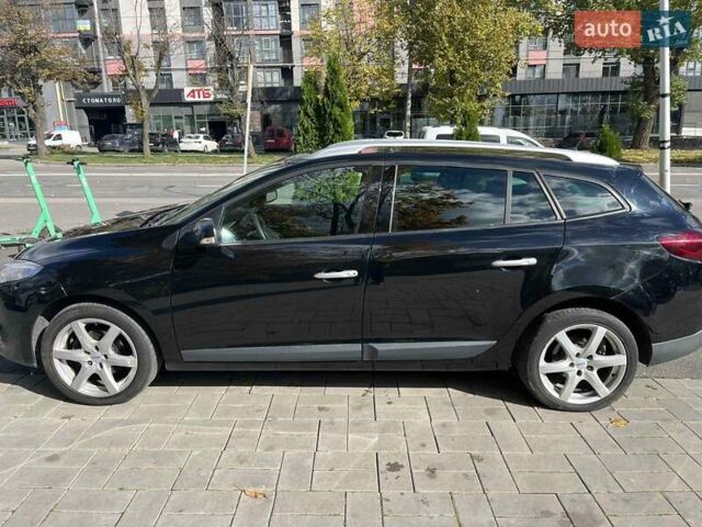 Черный Рено Меган, объемом двигателя 1.5 л и пробегом 288 тыс. км за 7700 $, фото 1 на Automoto.ua