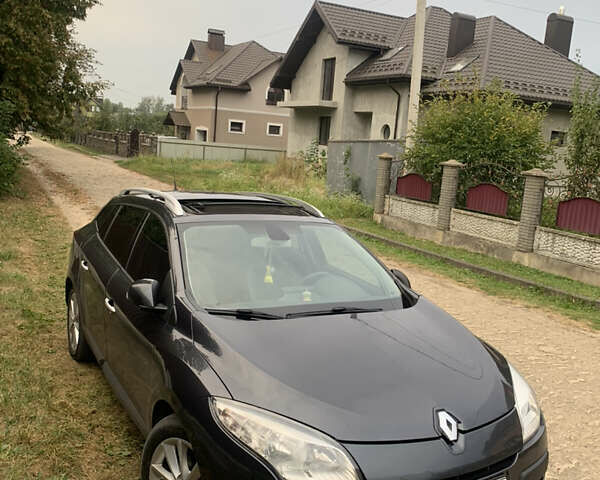 Чорний Рено Меган, об'ємом двигуна 1.46 л та пробігом 300 тис. км за 7000 $, фото 1 на Automoto.ua