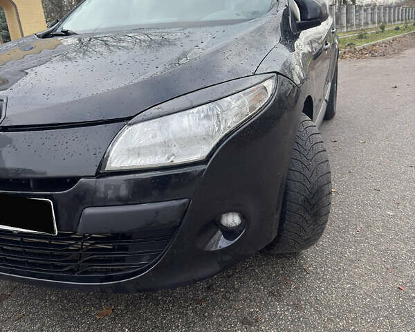 Черный Рено Меган, объемом двигателя 1.46 л и пробегом 320 тыс. км за 7500 $, фото 1 на Automoto.ua