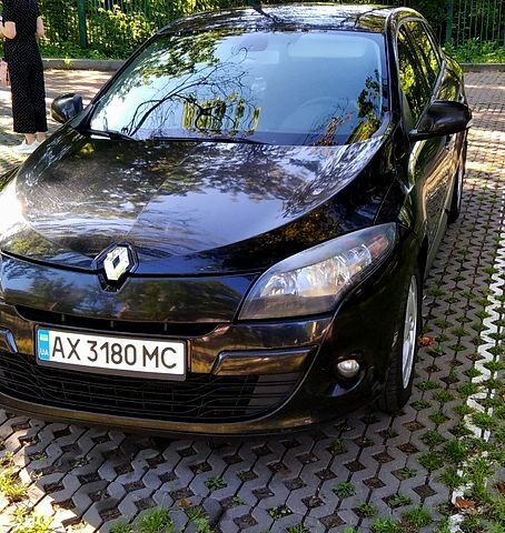 Чорний Рено Меган, об'ємом двигуна 1.5 л та пробігом 348 тис. км за 6200 $, фото 1 на Automoto.ua