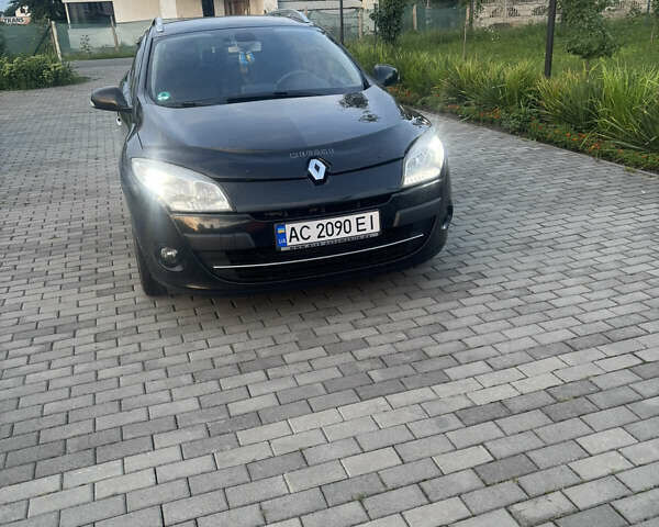 Черный Рено Меган, объемом двигателя 1.46 л и пробегом 329 тыс. км за 7300 $, фото 1 на Automoto.ua
