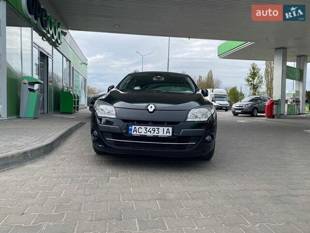 Черный Рено Меган, объемом двигателя 1.46 л и пробегом 205 тыс. км за 7100 $, фото 1 на Automoto.ua