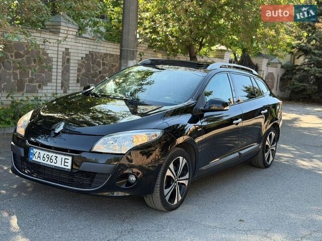 Черный Рено Меган, объемом двигателя 1.46 л и пробегом 300 тыс. км за 6400 $, фото 1 на Automoto.ua