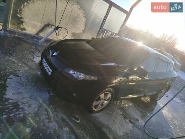 Черный Рено Меган, объемом двигателя 1.46 л и пробегом 325 тыс. км за 7600 $, фото 1 на Automoto.ua