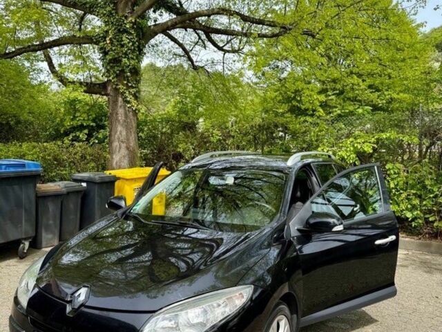 Чорний Рено Меган, об'ємом двигуна 1.9 л та пробігом 3 тис. км за 4124 $, фото 1 на Automoto.ua