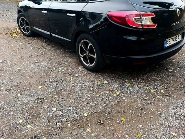 Черный Рено Меган, объемом двигателя 1.5 л и пробегом 26300 тыс. км за 7500 $, фото 1 на Automoto.ua