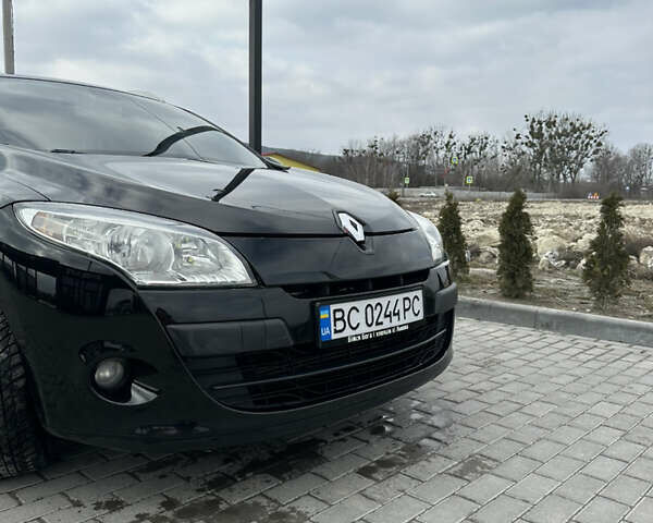Чорний Рено Меган, об'ємом двигуна 1.87 л та пробігом 204 тис. км за 7200 $, фото 1 на Automoto.ua