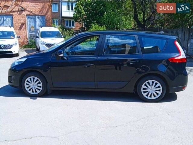 Чорний Рено Меган, об'ємом двигуна 1.46 л та пробігом 278 тис. км за 6850 $, фото 1 на Automoto.ua