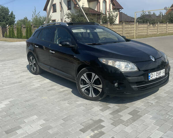 Черный Рено Меган, объемом двигателя 1.46 л и пробегом 213 тыс. км за 7750 $, фото 1 на Automoto.ua