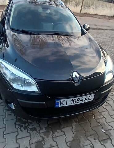 Черный Рено Меган, объемом двигателя 1.5 л и пробегом 202 тыс. км за 7700 $, фото 1 на Automoto.ua