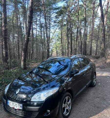 Черный Рено Меган, объемом двигателя 1.5 л и пробегом 225 тыс. км за 7700 $, фото 1 на Automoto.ua