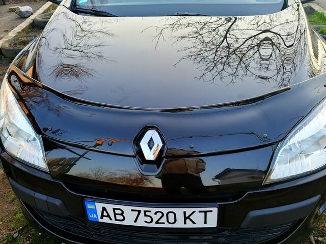 Черный Рено Меган, объемом двигателя 1.5 л и пробегом 246 тыс. км за 6750 $, фото 1 на Automoto.ua