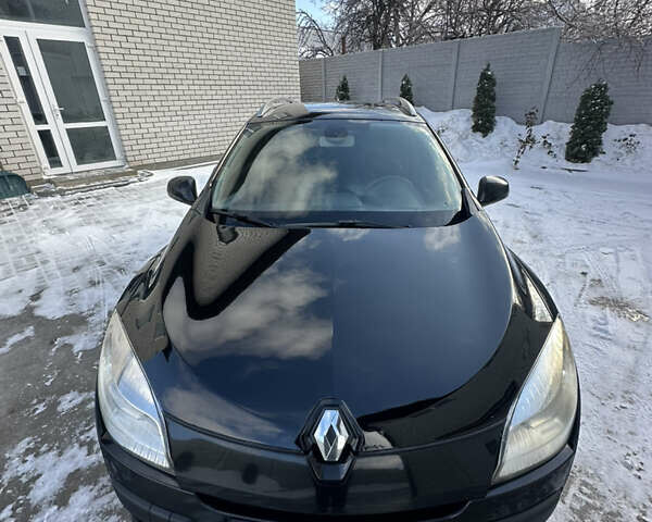 Чорний Рено Меган, об'ємом двигуна 1.46 л та пробігом 225 тис. км за 7800 $, фото 1 на Automoto.ua