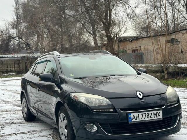 Черный Рено Меган, объемом двигателя 1.5 л и пробегом 280 тыс. км за 6899 $, фото 1 на Automoto.ua