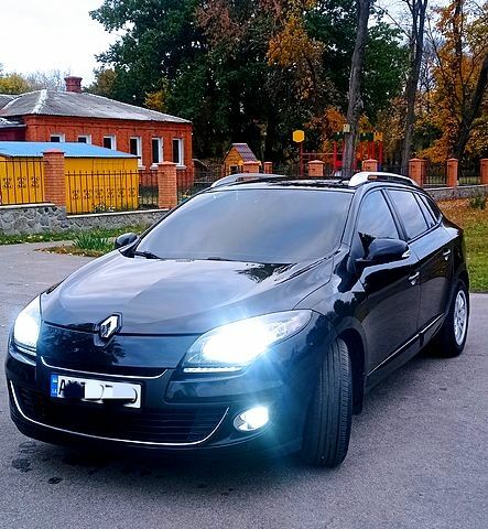 Черный Рено Меган, объемом двигателя 1.5 л и пробегом 260 тыс. км за 6700 $, фото 1 на Automoto.ua