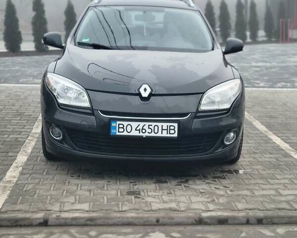 Чорний Рено Меган, об'ємом двигуна 1.46 л та пробігом 239 тис. км за 7300 $, фото 1 на Automoto.ua