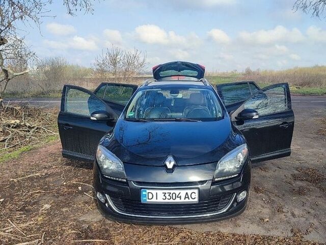 Черный Рено Меган, объемом двигателя 1.46 л и пробегом 268 тыс. км за 7500 $, фото 1 на Automoto.ua