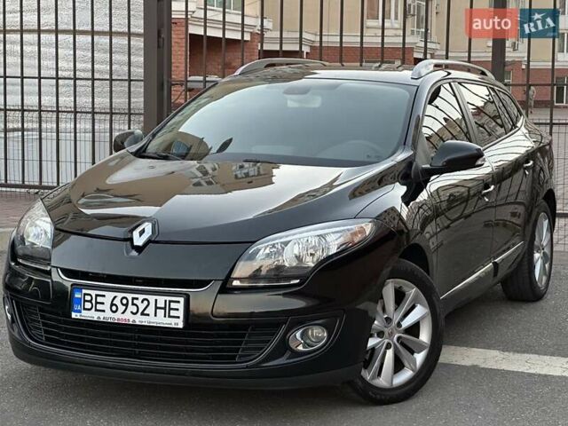 Рено Меган 2012 в Николаеве на Automoto.ua Черный Рено Меган, объемом двигателя 1.5 л и пробегом 275 тыс. км за 7700 $, фото 1 на Automoto.ua