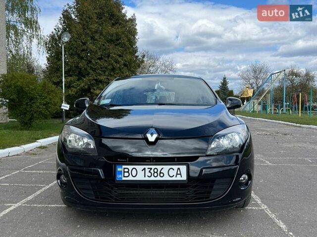 Черный Рено Меган, объемом двигателя 1.46 л и пробегом 207 тыс. км за 7999 $, фото 1 на Automoto.ua