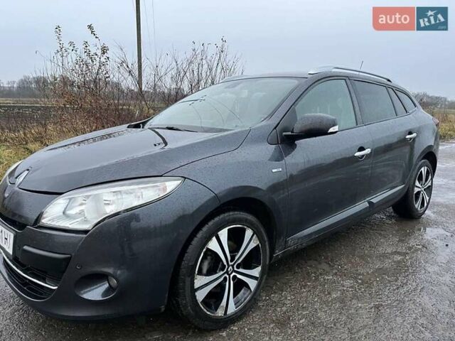 Черный Рено Меган, объемом двигателя 1.46 л и пробегом 297 тыс. км за 7000 $, фото 1 на Automoto.ua