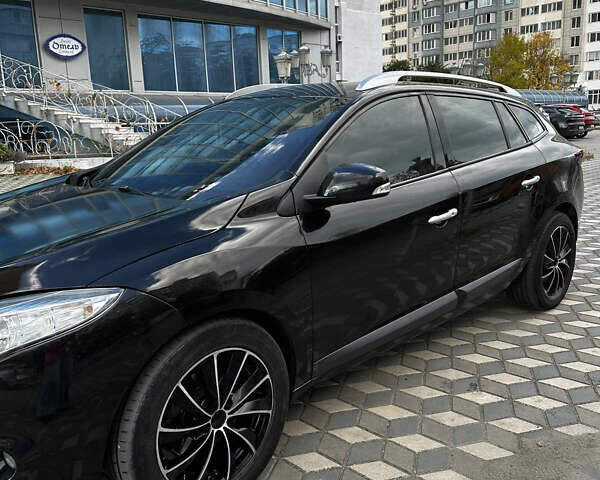 Черный Рено Меган, объемом двигателя 2 л и пробегом 298 тыс. км за 7500 $, фото 1 на Automoto.ua