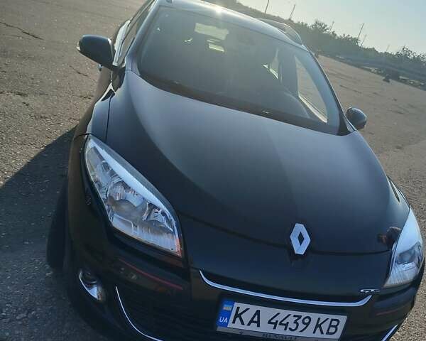 Чорний Рено Меган, об'ємом двигуна 1.46 л та пробігом 247 тис. км за 8200 $, фото 1 на Automoto.ua