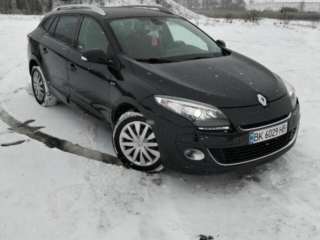 Черный Рено Меган, объемом двигателя 0 л и пробегом 217 тыс. км за 7500 $, фото 1 на Automoto.ua