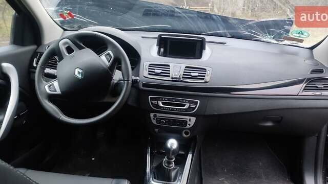 Черный Рено Меган, объемом двигателя 1.46 л и пробегом 280 тыс. км за 3500 $, фото 1 на Automoto.ua