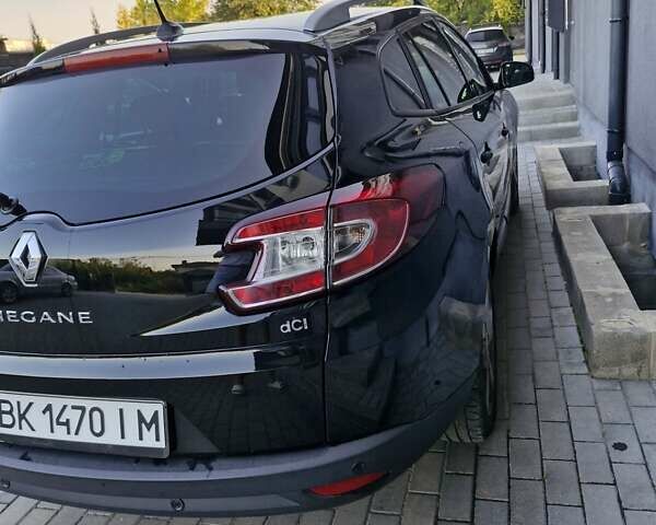 Черный Рено Меган, объемом двигателя 1.46 л и пробегом 270 тыс. км за 7500 $, фото 1 на Automoto.ua