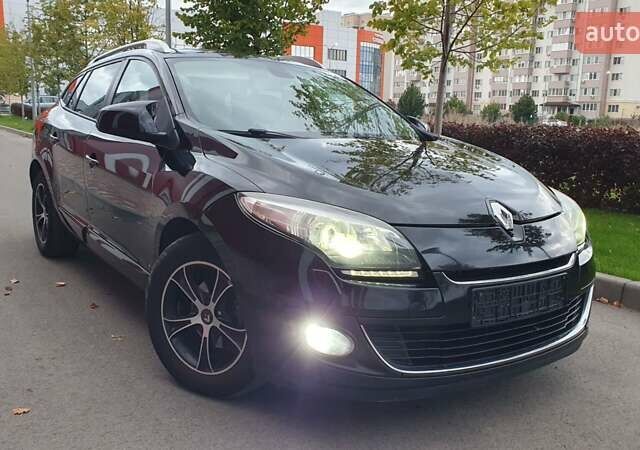 Чорний Рено Меган, об'ємом двигуна 1.5 л та пробігом 233 тис. км за 7300 $, фото 1 на Automoto.ua